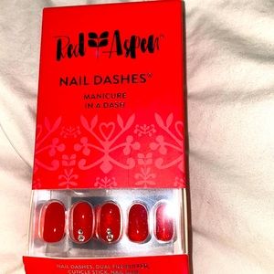 Red Aspen Nail Dash! Red Rock Canyon Remy!